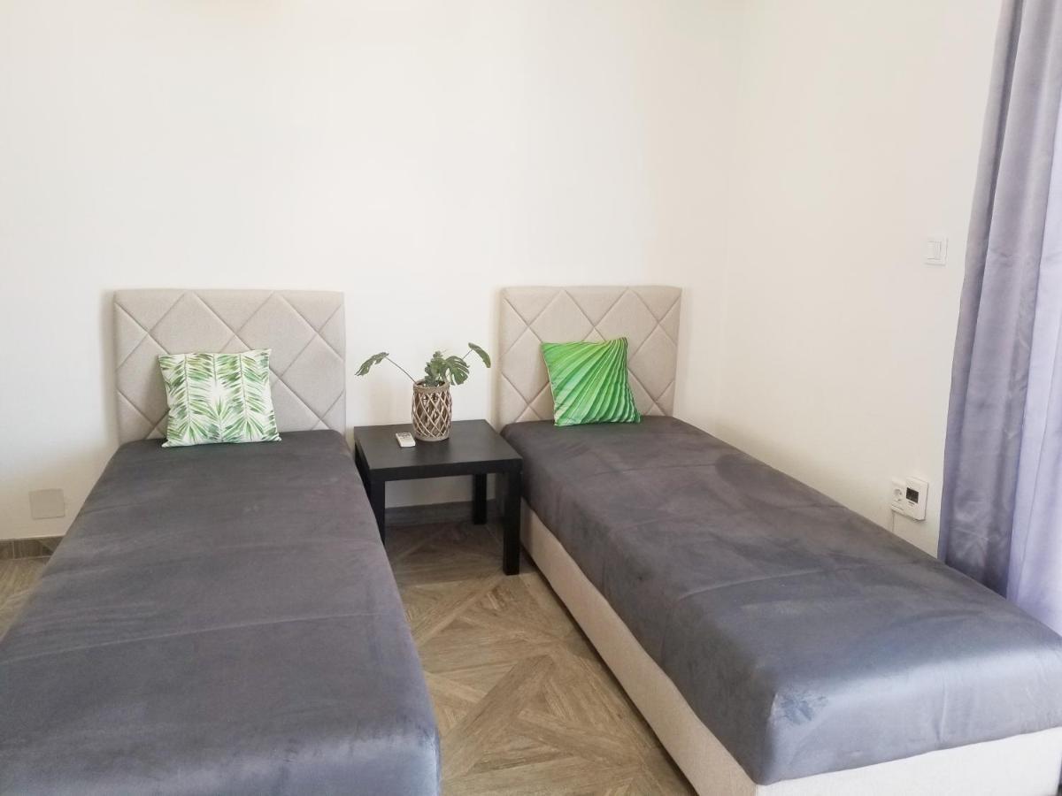Aparthotel Monterria Bar Ngoại thất bức ảnh