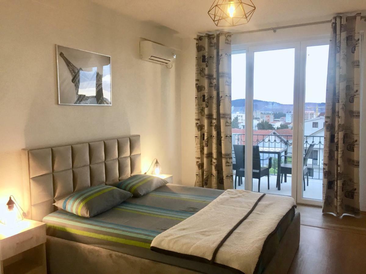 Aparthotel Monterria Bar Ngoại thất bức ảnh